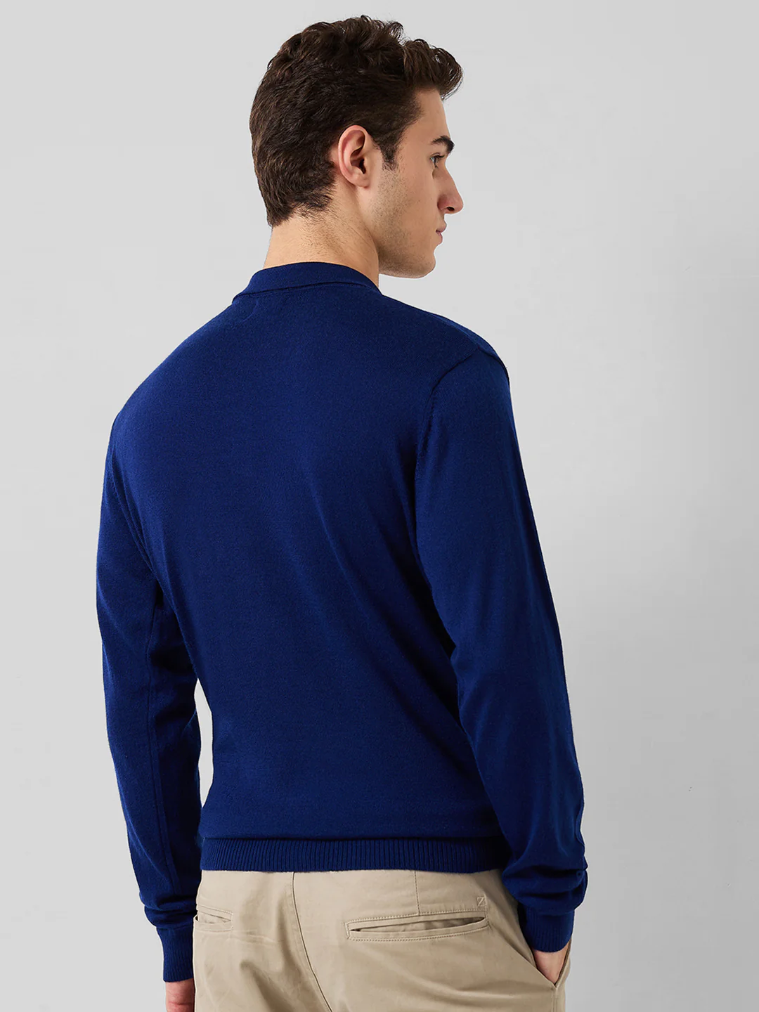 Raymond Men Blue Solid Contemporary Fit M Blend Sweatshirt - Image 3