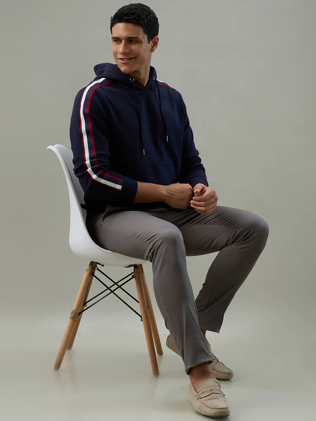 Raymond Men Blue Solid Regular Fit Cotton Blend Sweatshirt - Image 7
