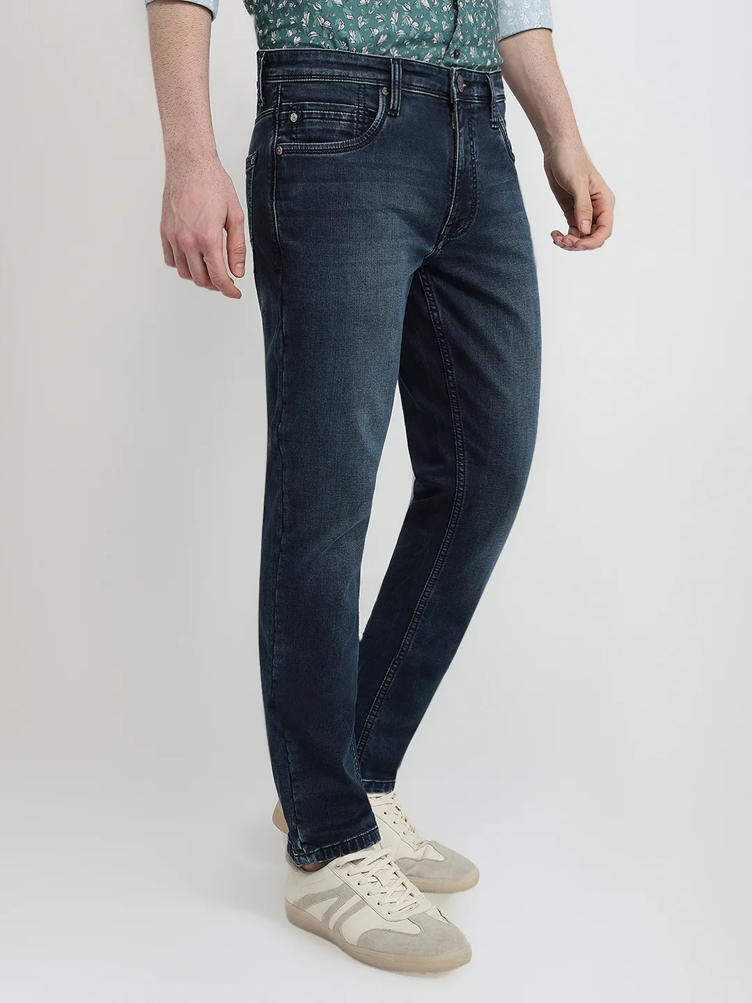 Raymond Men Blue Solid Slim Fit Cotton Blend Jeans - Image 3