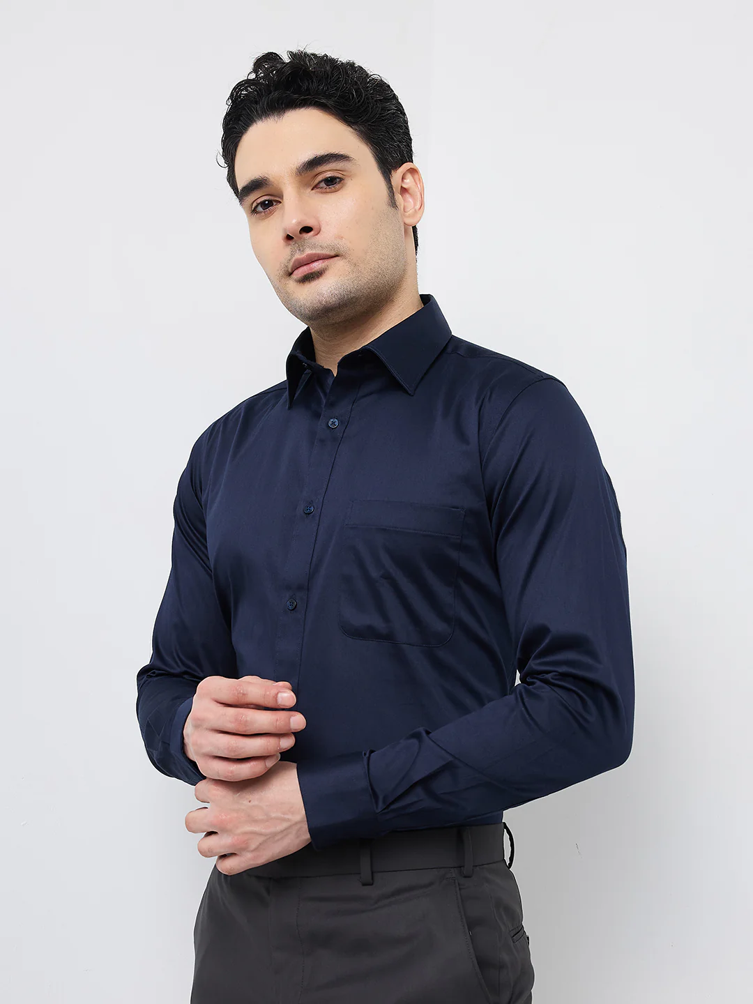 Raymond Men Blue Solid Slim Fit Cotton Blend Shirt - Image 3