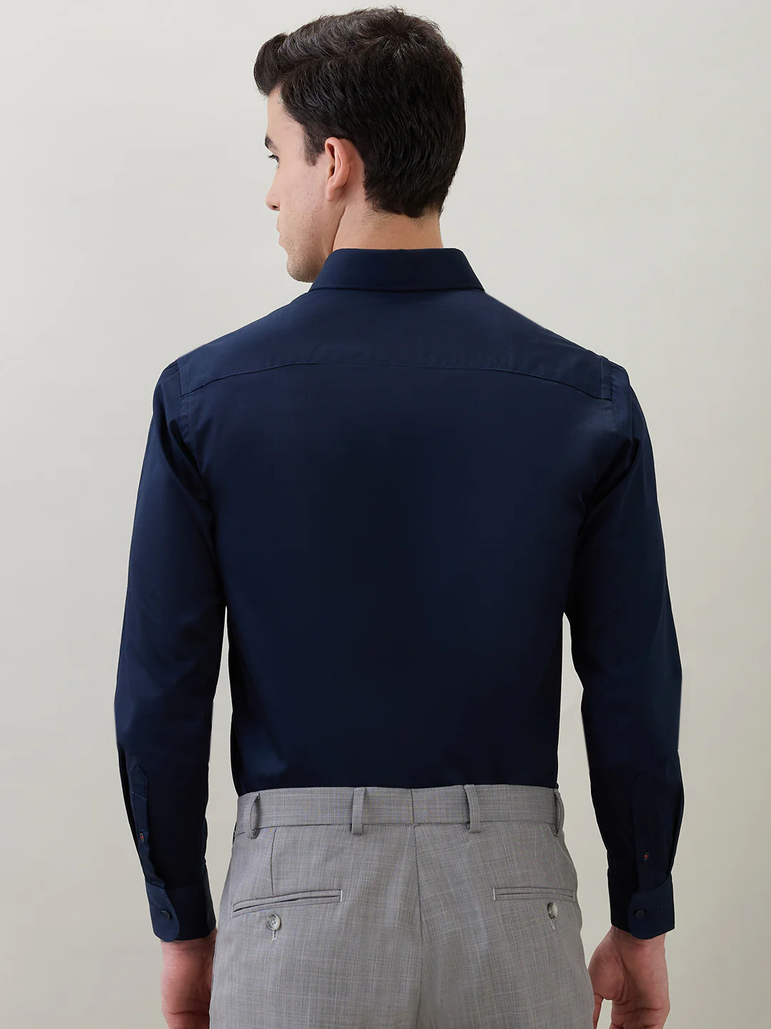 Raymond Men Blue Slim Fit Solid Formal Shirt - Image 4