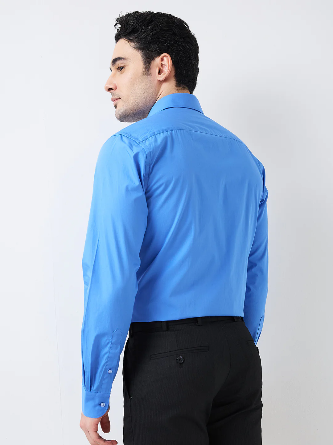 Raymond Men Blue Solid Slim Fit Cotton Formal Shirt - Image 4