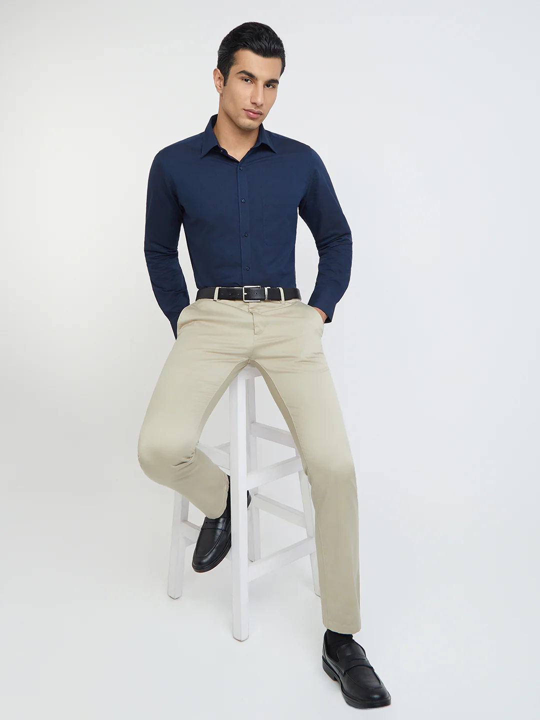 Raymond Men Blue Solid Slim Fit Cotton Shirt - Image 3