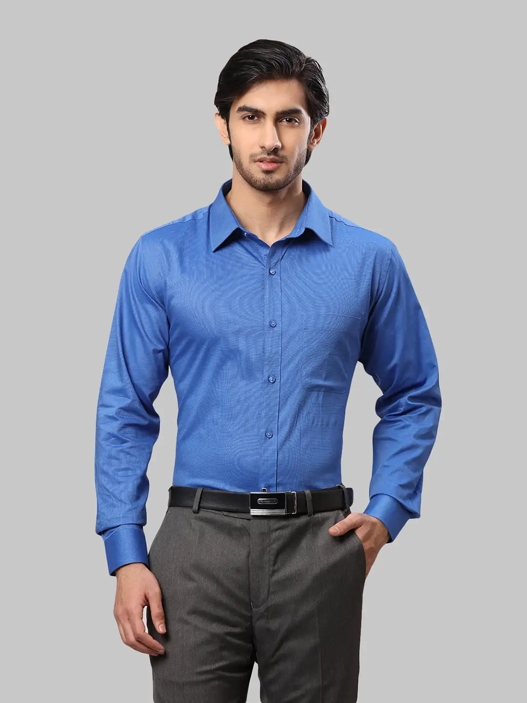 Raymond Men Blue Solid Slim Fit Cotton Shirts