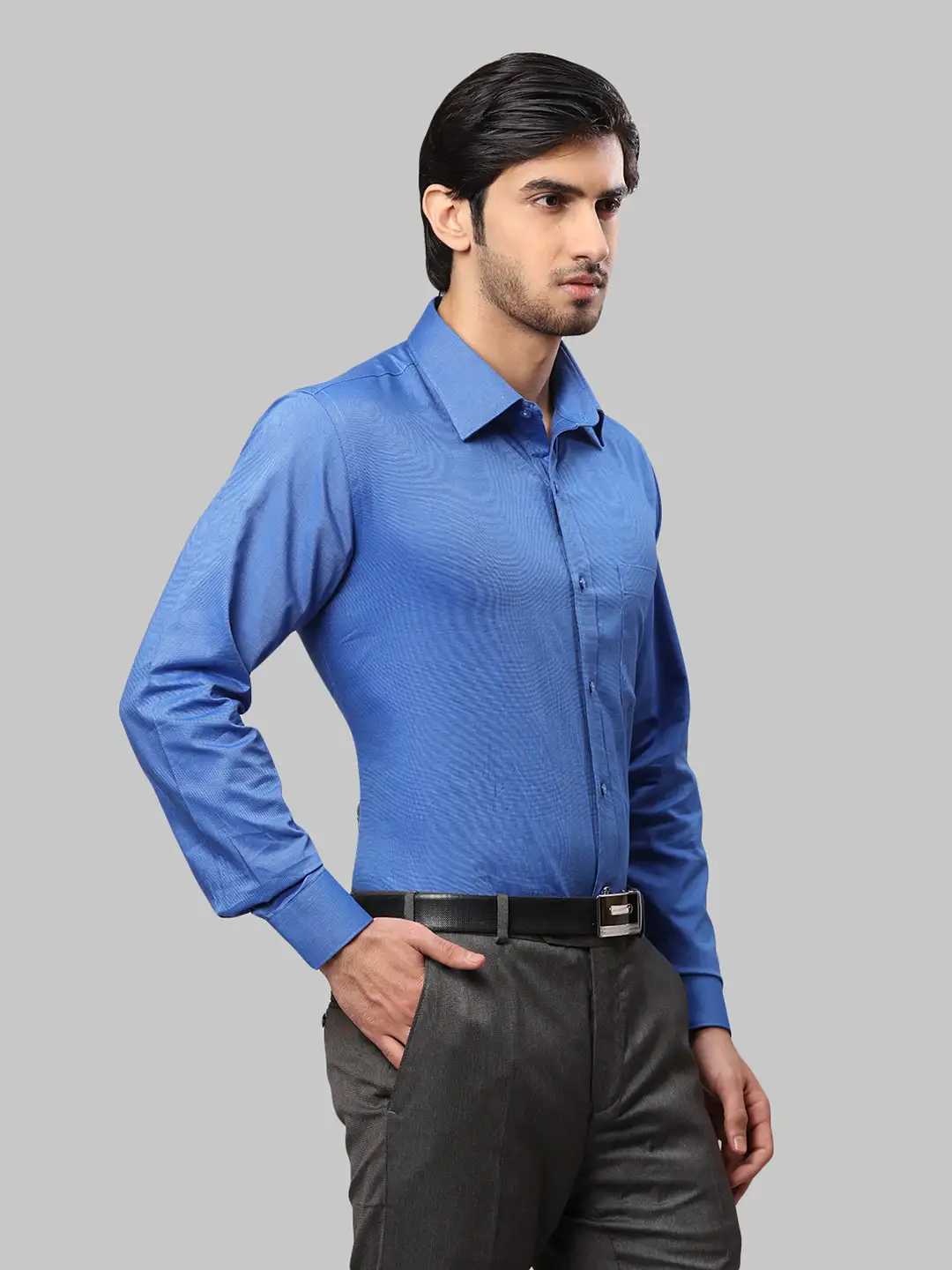 Raymond Men Blue Solid Slim Fit Cotton Shirts - Image 2