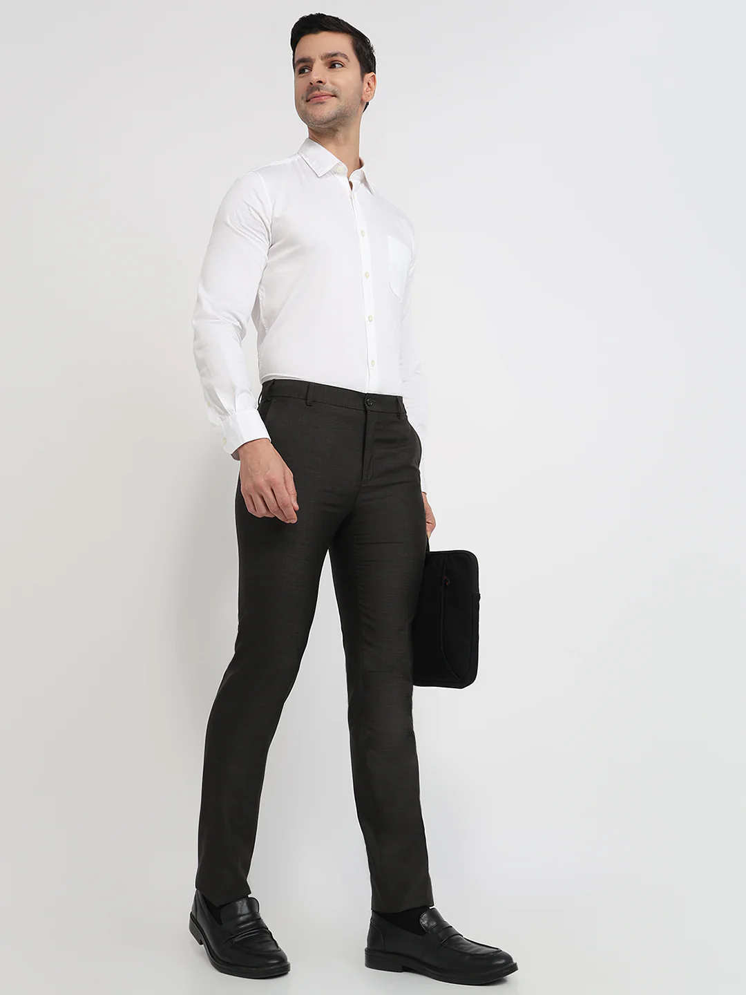 Raymond Men Blue Solid Slim Fit Polyester Blend Trouser - Image 5