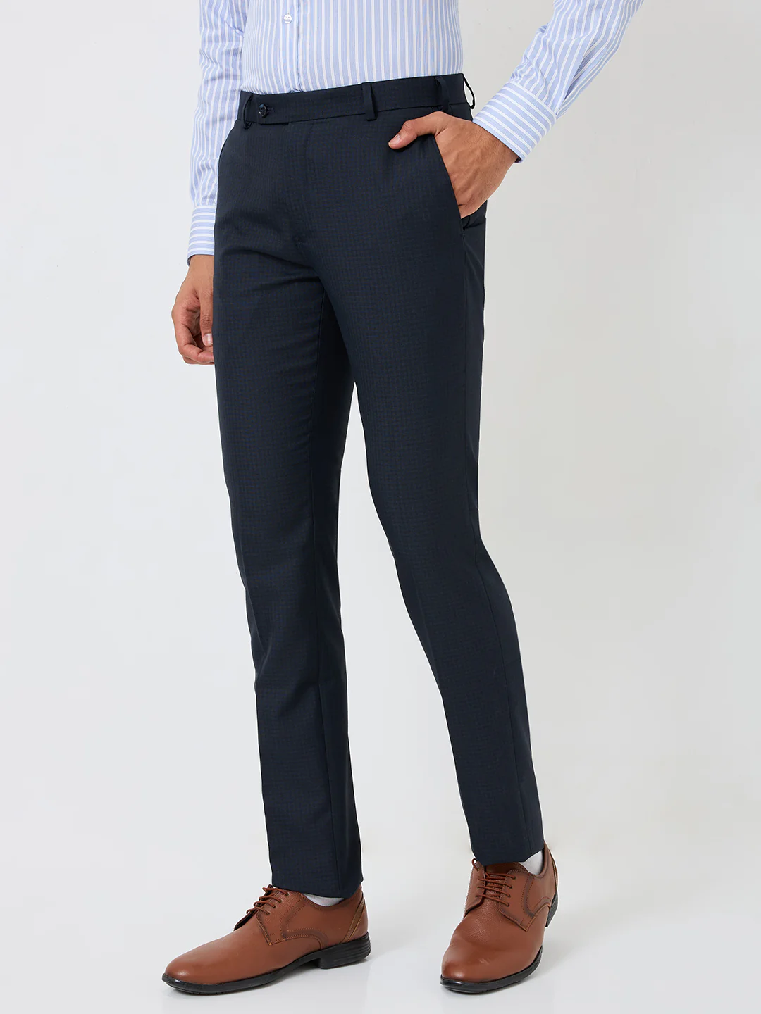 Raymond Men Blue Solid Slim Fit Polyester Blend Trouser - Image 3