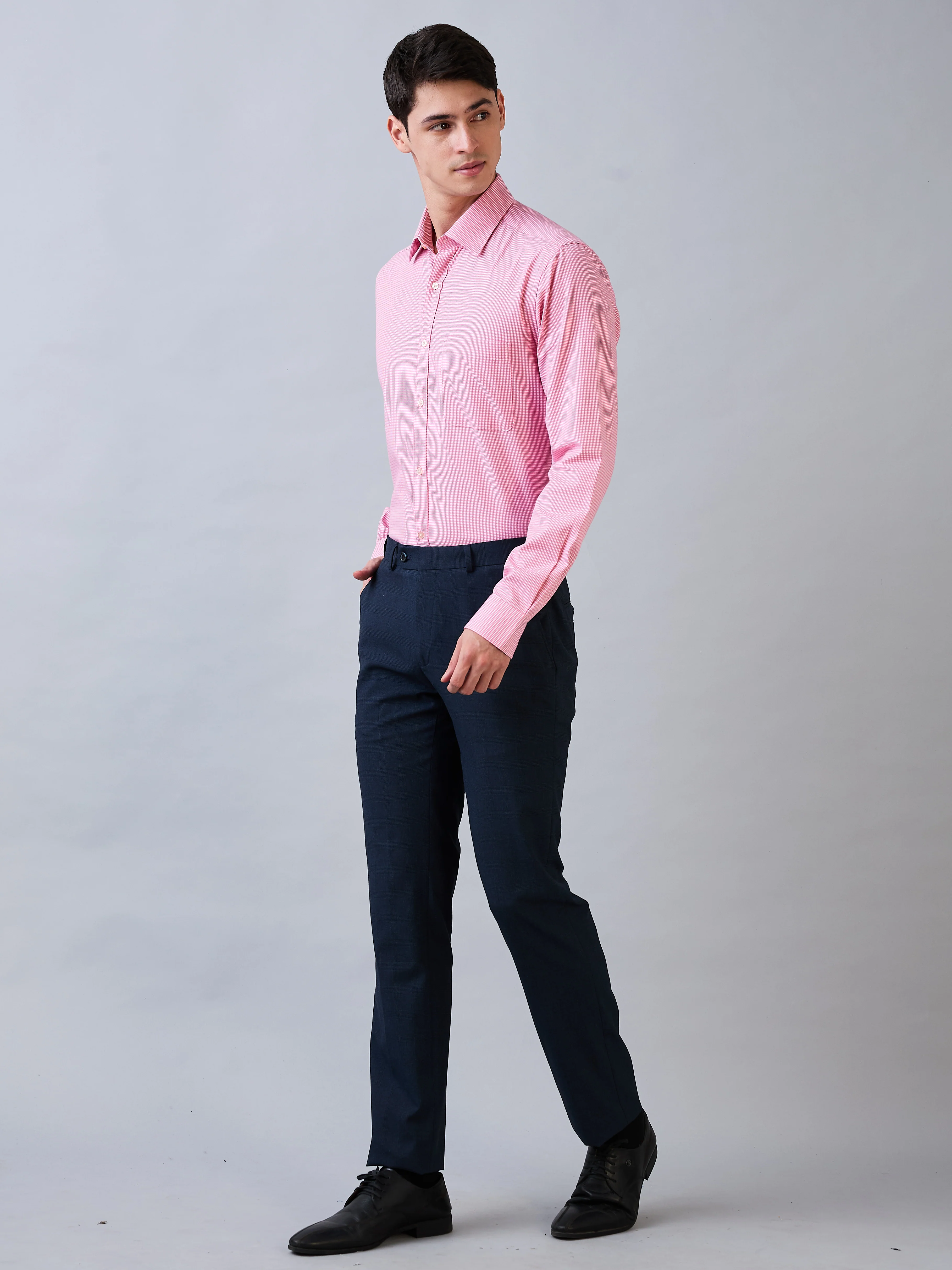 Raymond Men Blue Solid Slim Fit Polyester Blend Trouser - Image 5