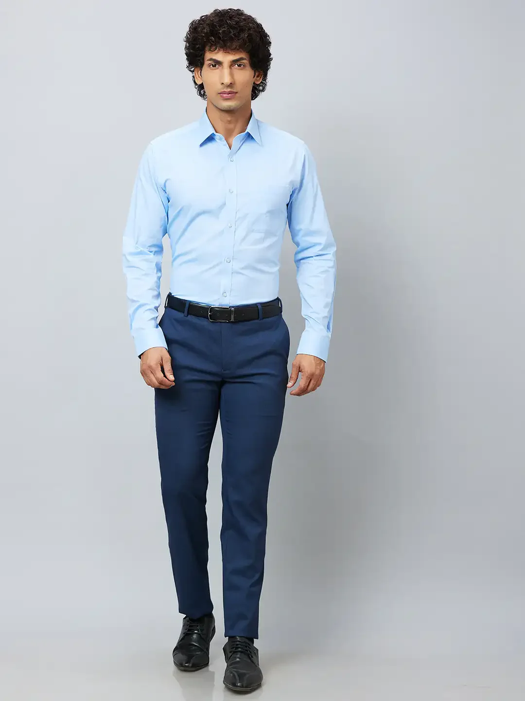 Raymond Men Blue Solid Slim Fit Polyester Blend Trousers - Image 5
