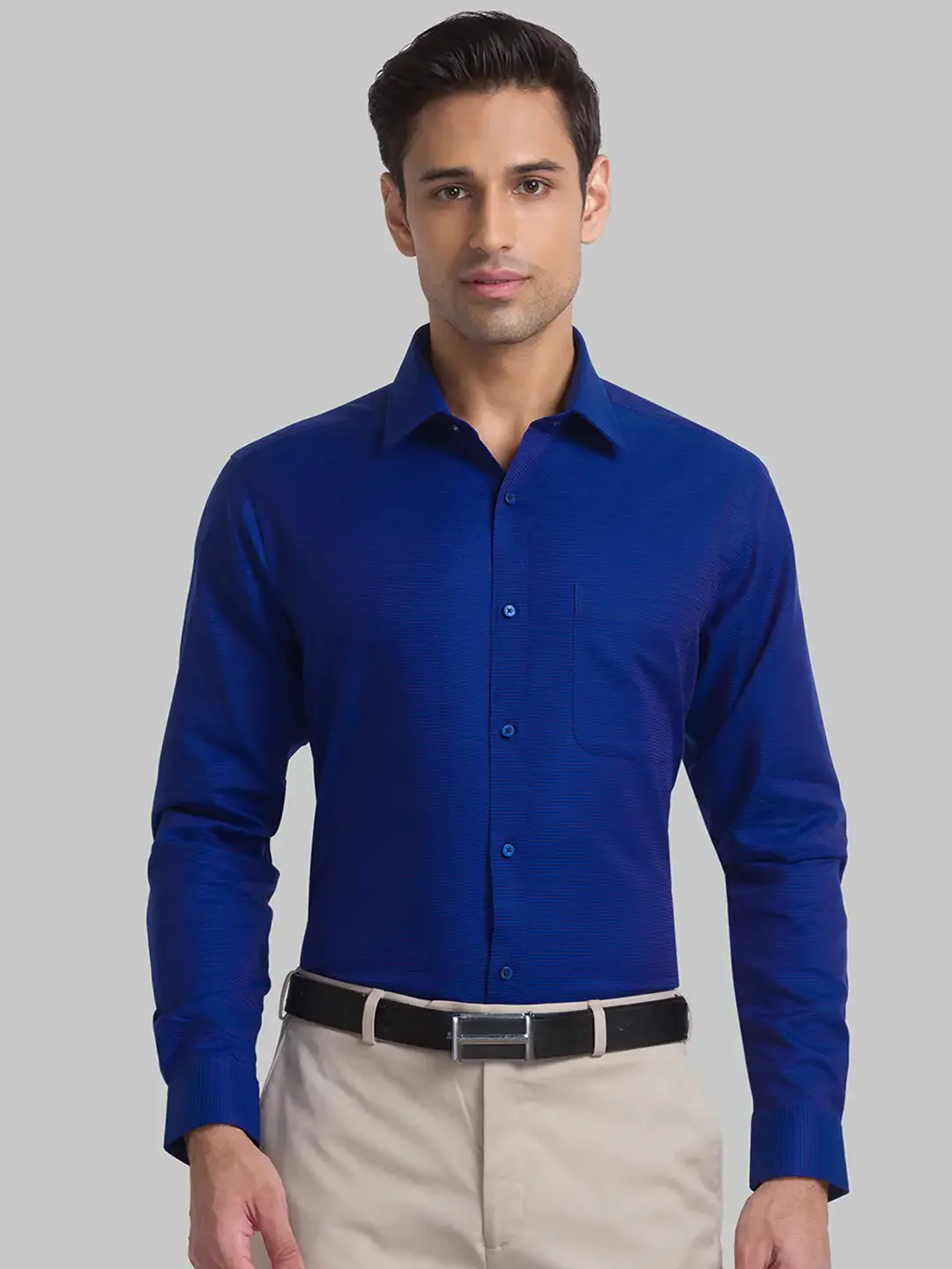 Raymond Men Blue Structure Slim Fit Cotton Shirts