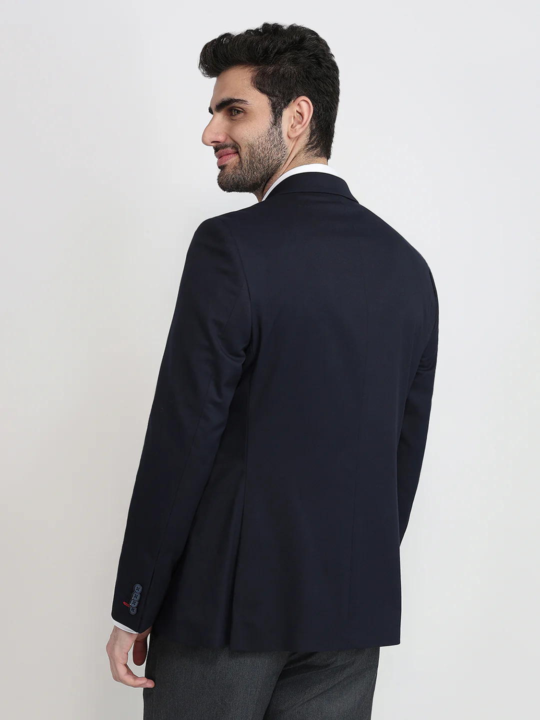 Raymond Men Blue Twill Regular Fit Polyester Blend Blazer - Image 4