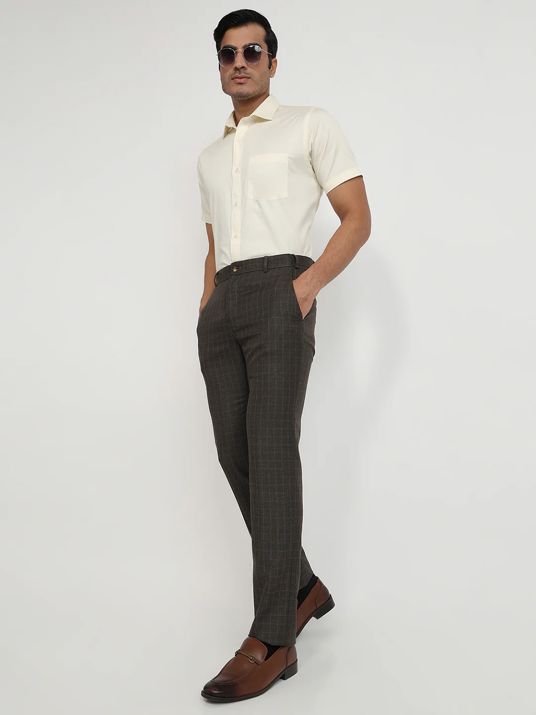 Raymond Men Brown Solid Slim Fit Polyester Blend Trouser - Image 5