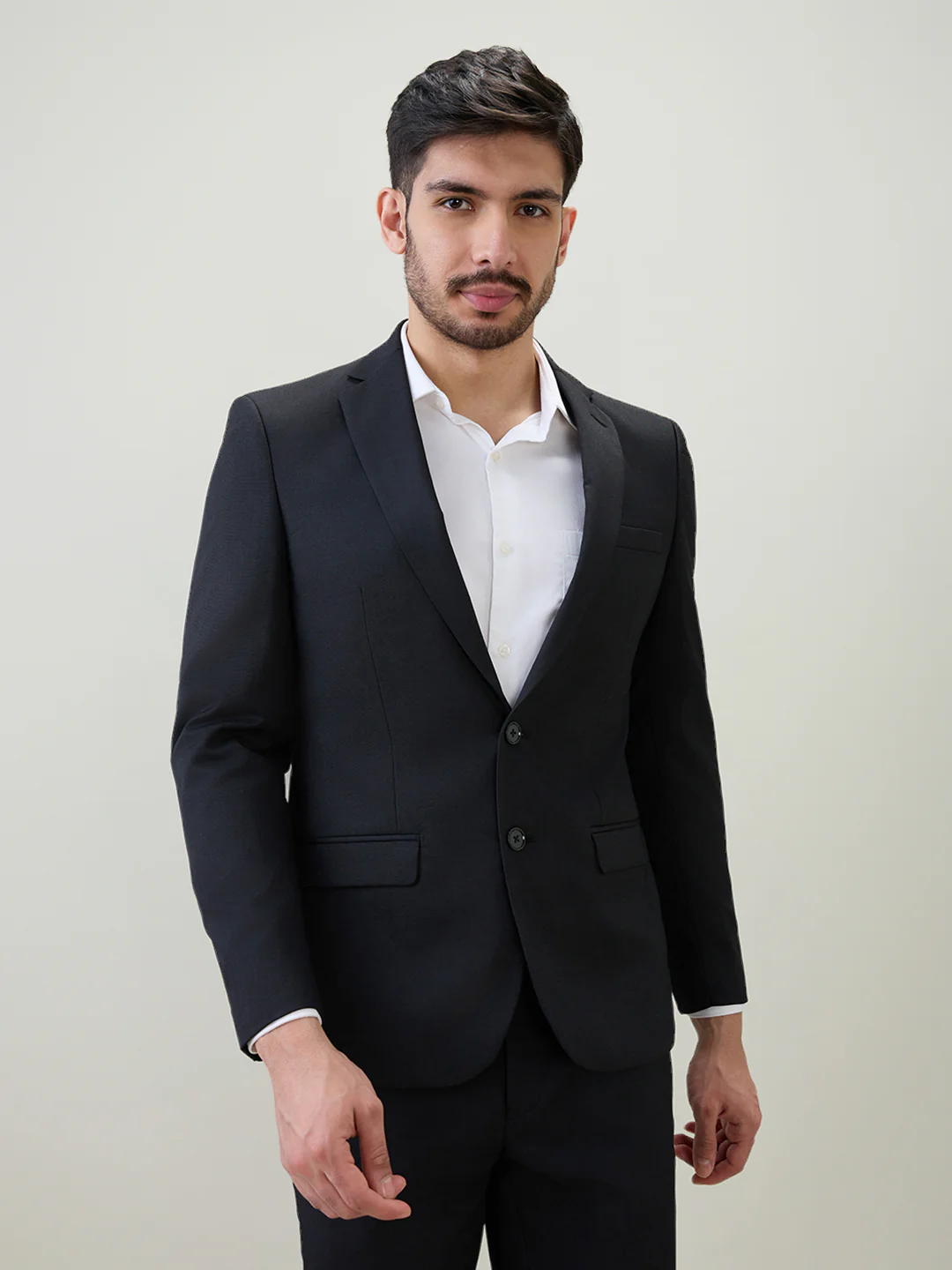 Raymond Men Contemporary Fit Solid Pattern Poly Viscose Blend Full Sleeve Suit - Image 2
