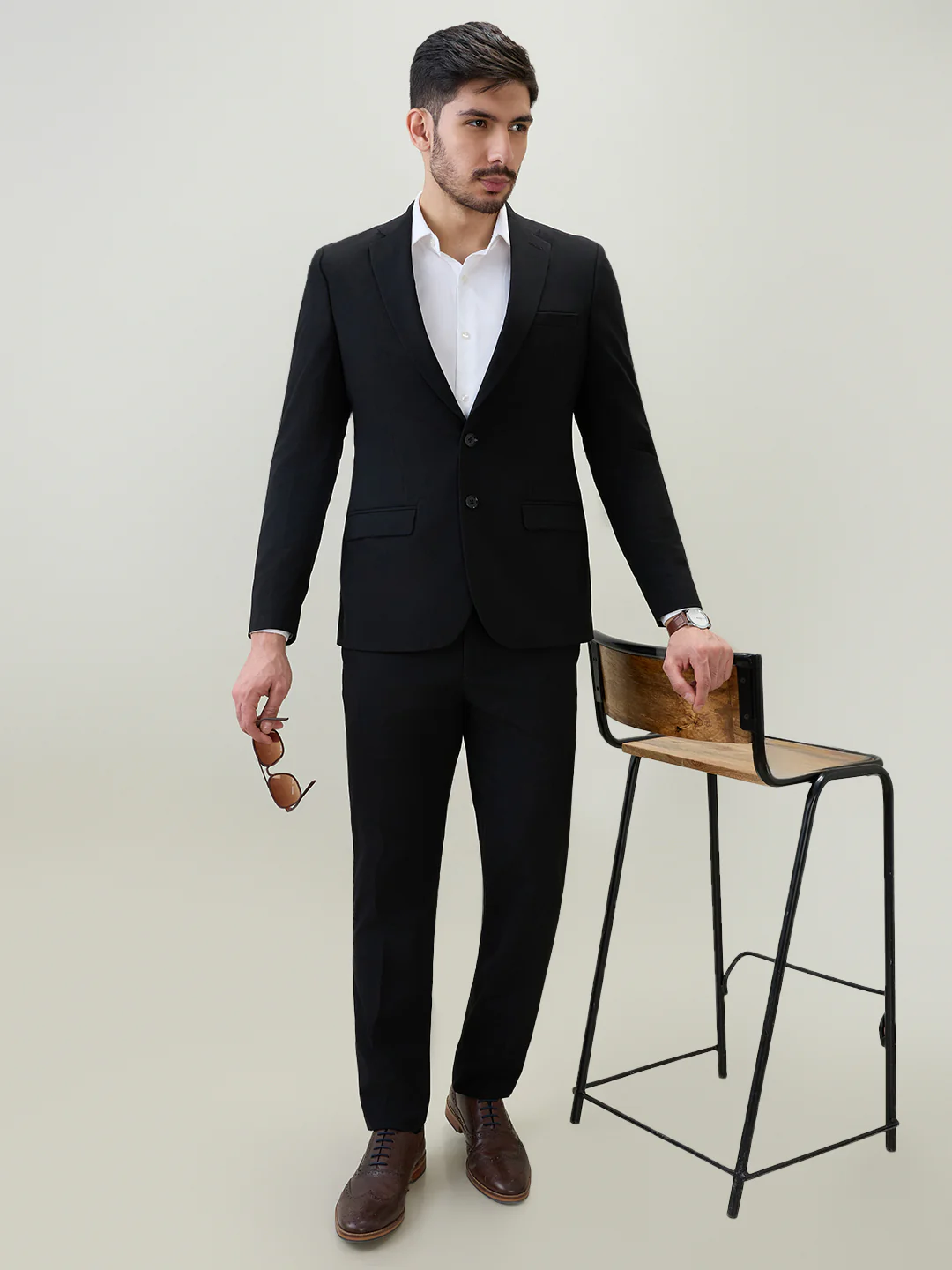 Raymond Men Contemporary Fit Solid Pattern Polyester Blend Full Sleeve Suit