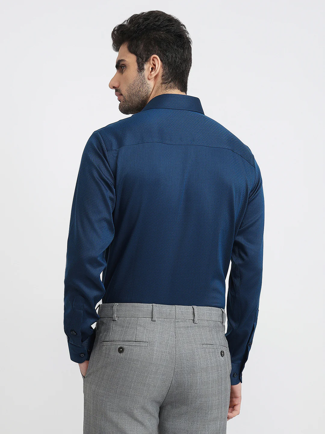 Raymond Men Contemporary Fit Structure Pattern Pure Cotton Full Sleeve Formal Shirt - Image 4