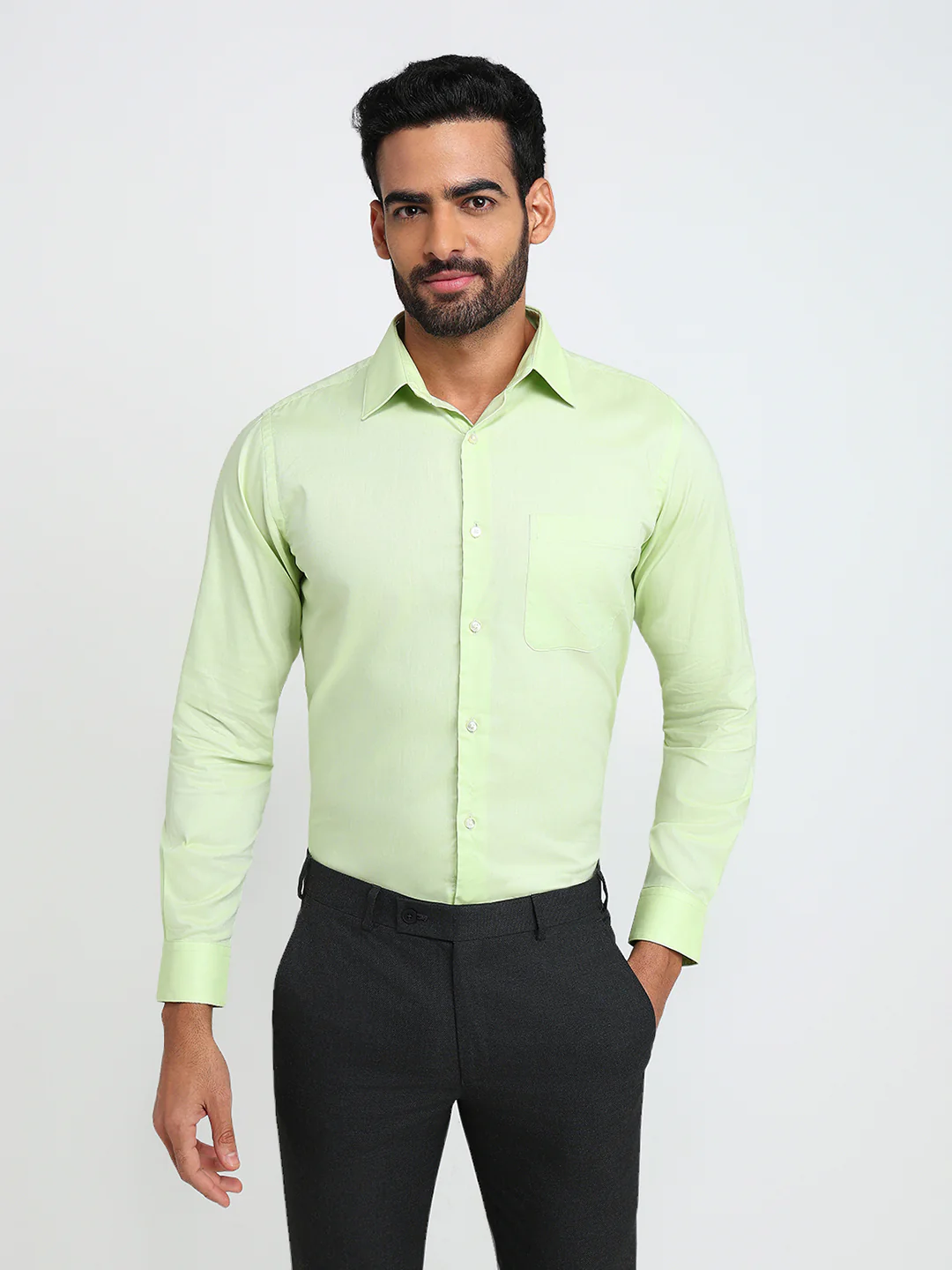 Raymond Men Green Solid Chambray Slim Fit Cotton Formal Shirt