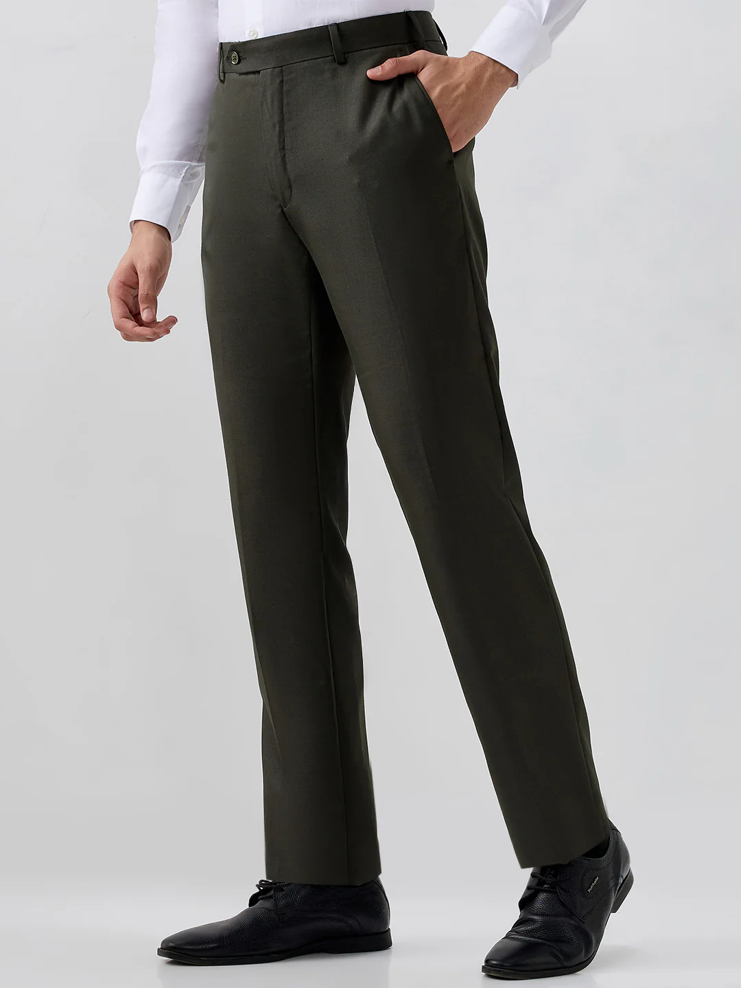 Raymond Men Green Solid Contemporary Fit Polyester Blend Trouser - Image 3