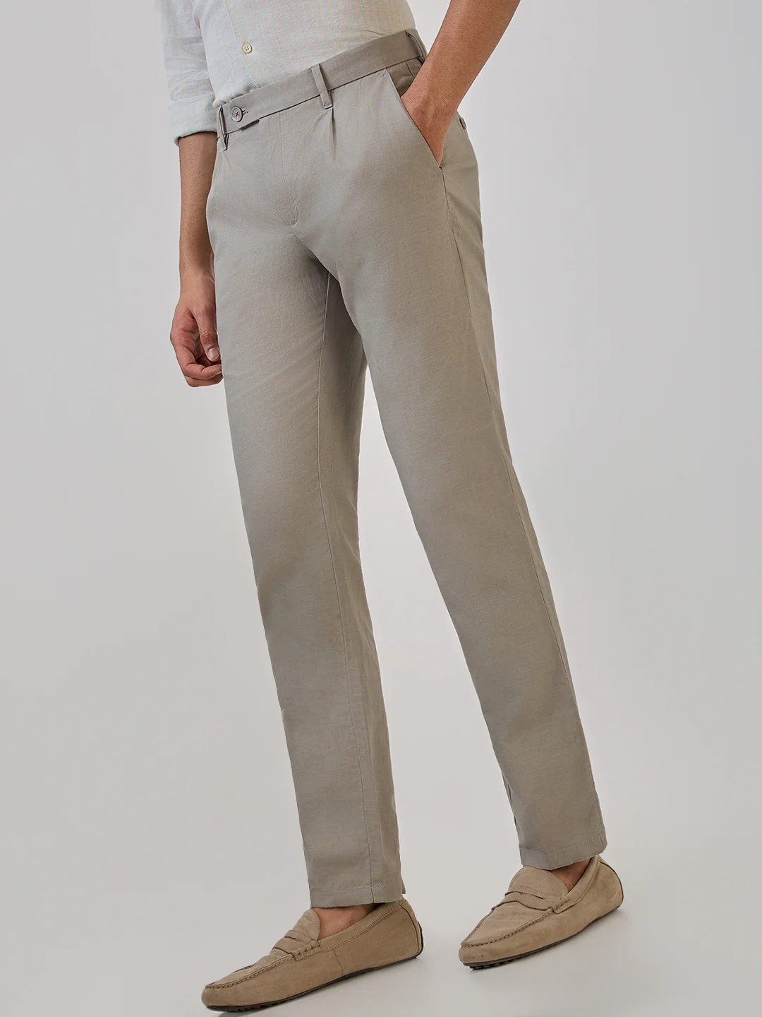 Raymond Men Green Solid Slim Fit Cotton Blend Trouser - Image 2