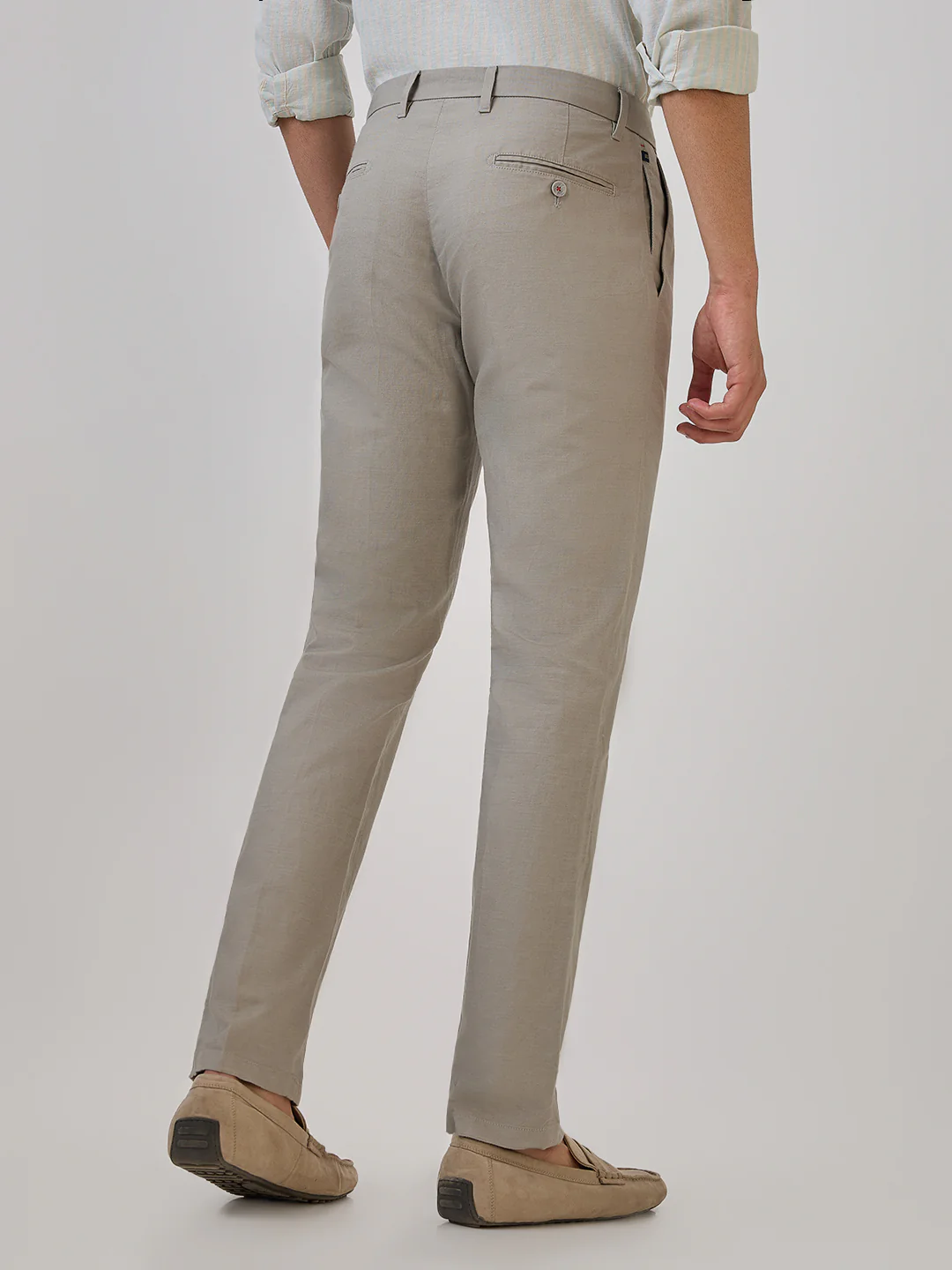 Raymond Men Green Solid Slim Fit Cotton Blend Trouser - Image 4
