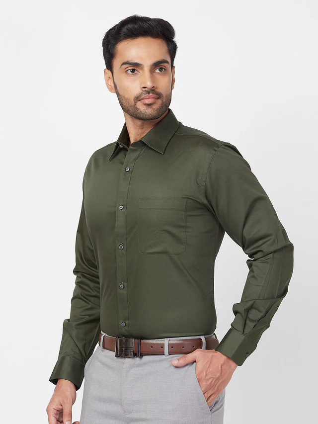 Raymond Men Green Solid Slim Fit Cotton Shirt - Image 3