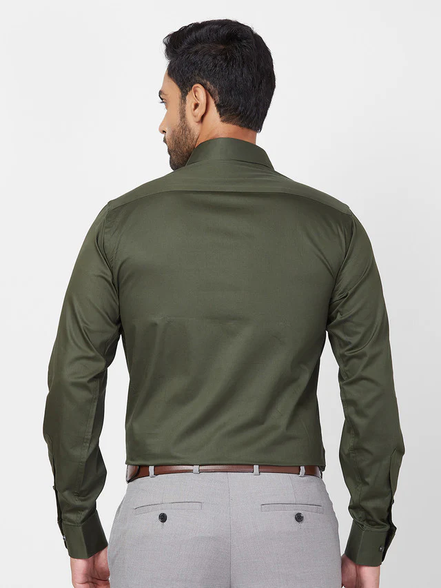 Raymond Men Green Solid Slim Fit Cotton Shirt - Image 4