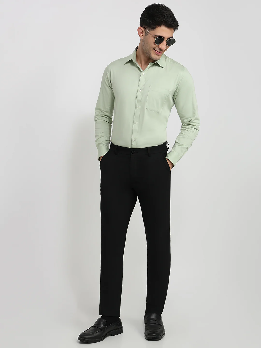 Raymond Men Green Solid Slim Fit Cotton Shirt - Image 5
