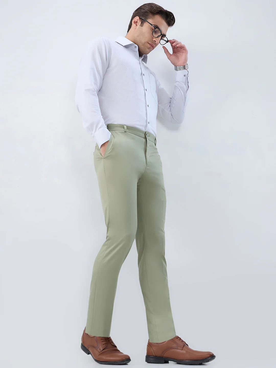 Raymond Men Green Solid Slim Fit Polyester Blend Trouser - Image 7