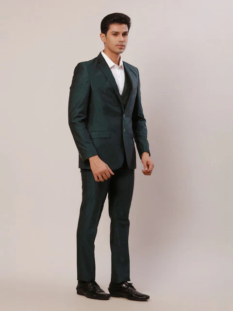 Raymond Men Green Structured Regular Fit Terylene Suit