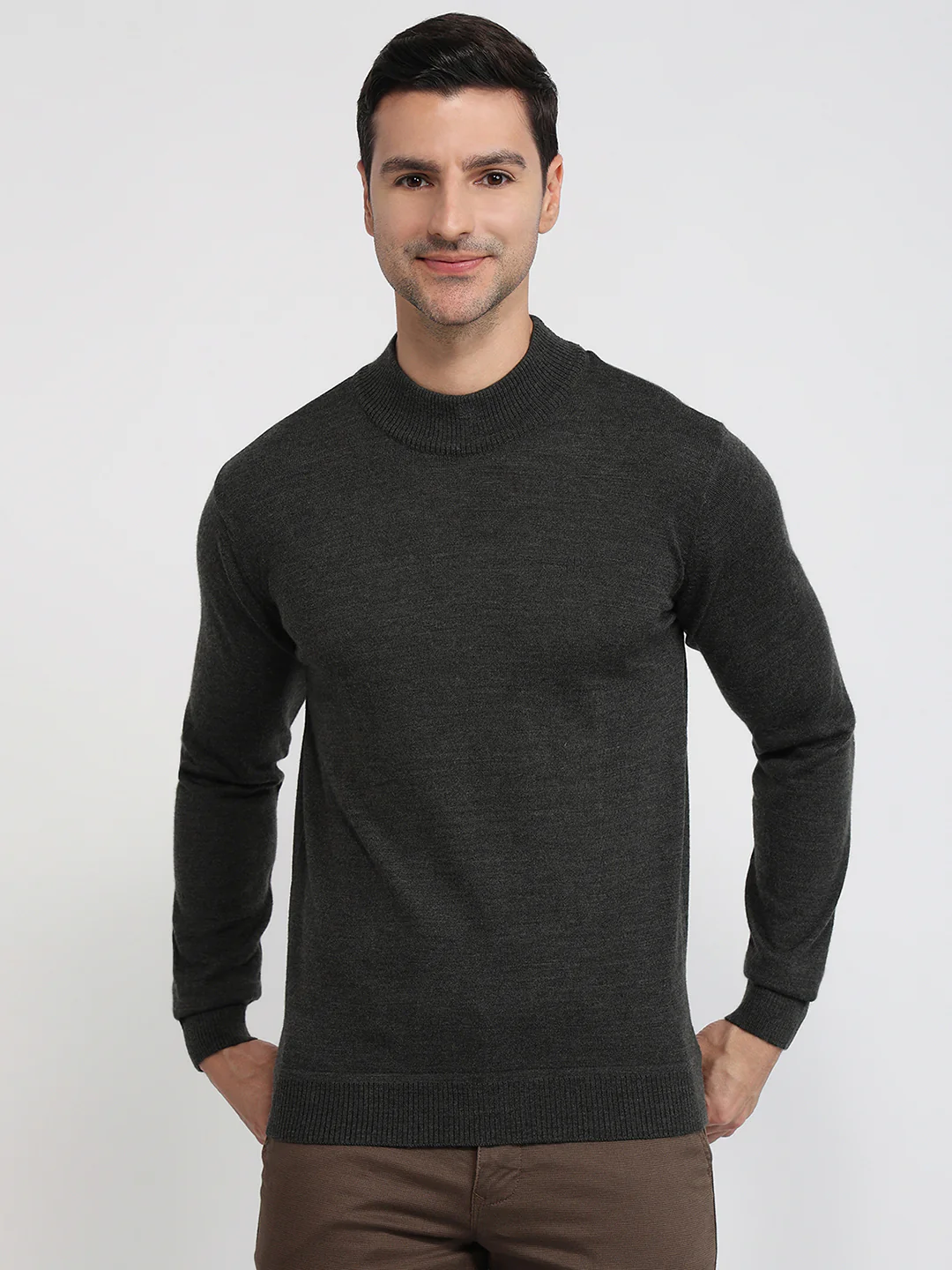 Raymond Men Grey Solid Contemporary Fit Wool Blend Sweatshirt