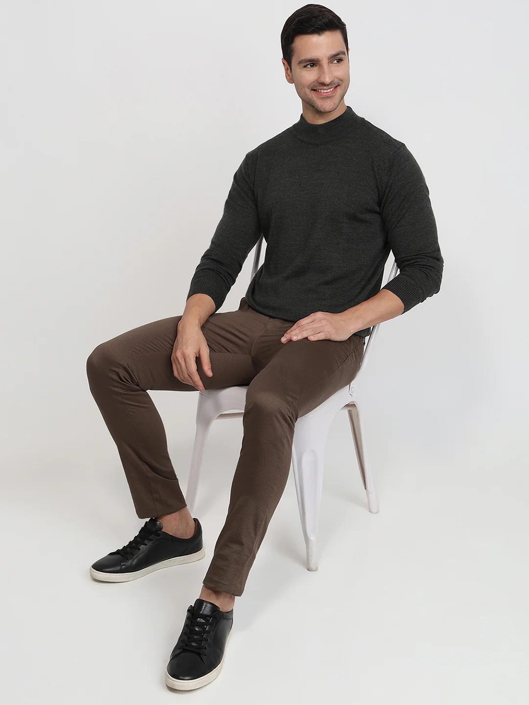 Raymond Men Grey Solid Contemporary Fit Wool Blend Sweatshirt - Image 5