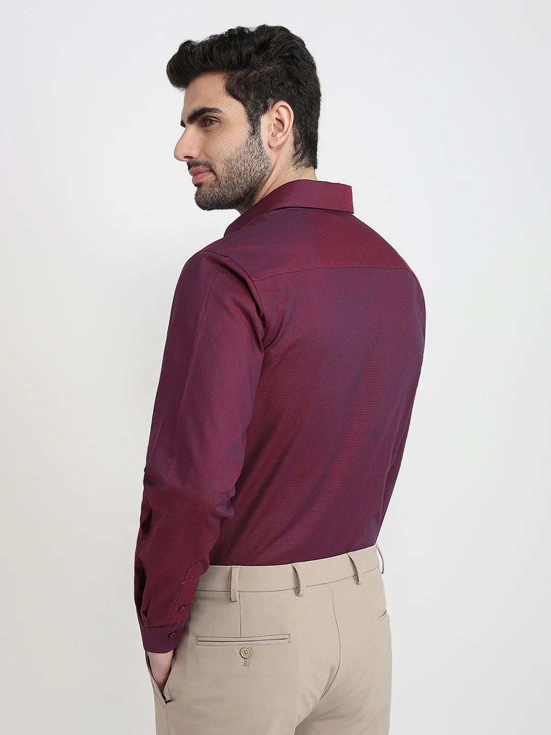Raymond Men Maroon Solid Chambray Slim Fit Cotton Full Sleeve Formal Shirt - Image 4
