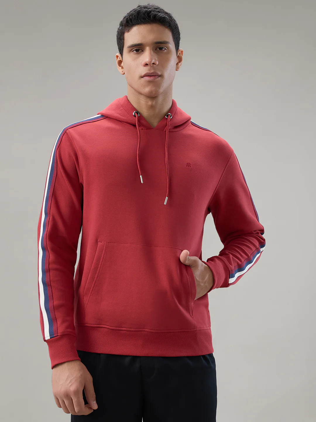 Raymond Men Marron Solid Regular Fit Cotton Blend Sweatshirt