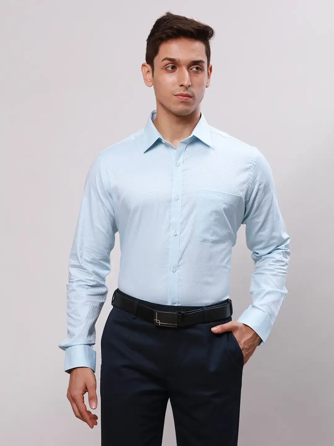 Raymond Men Blue Structured Slim Fit Cotton Formal Shirt