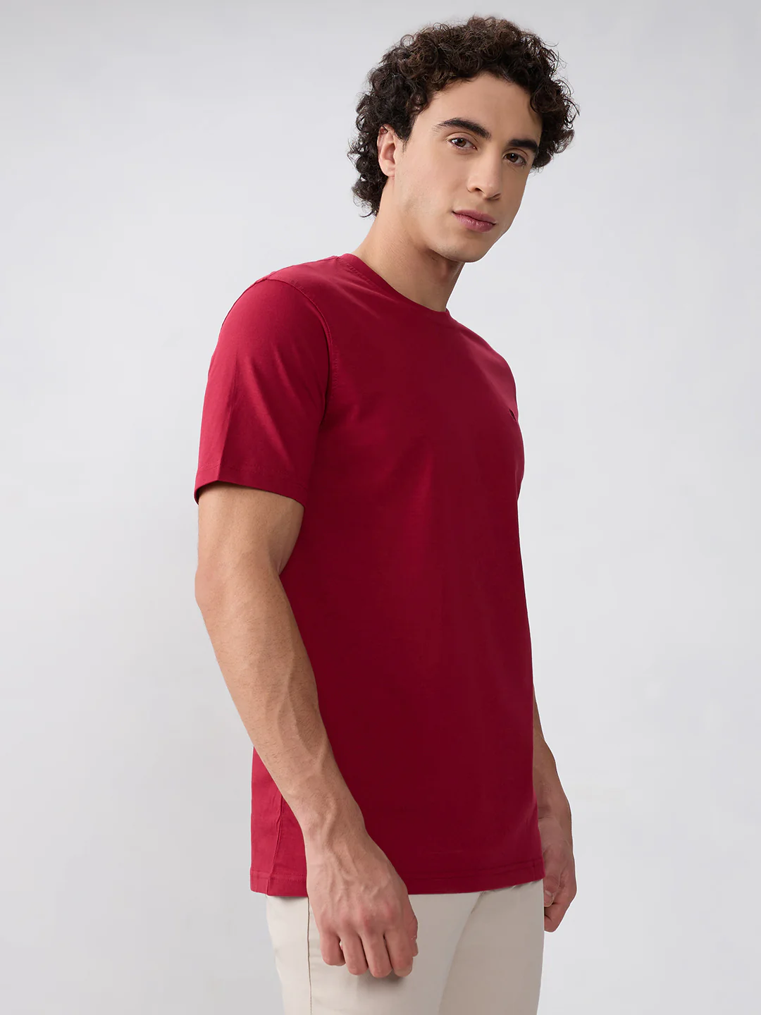 Raymond Men Red Solid Regular Fit Cotton T-shirt - Image 2
