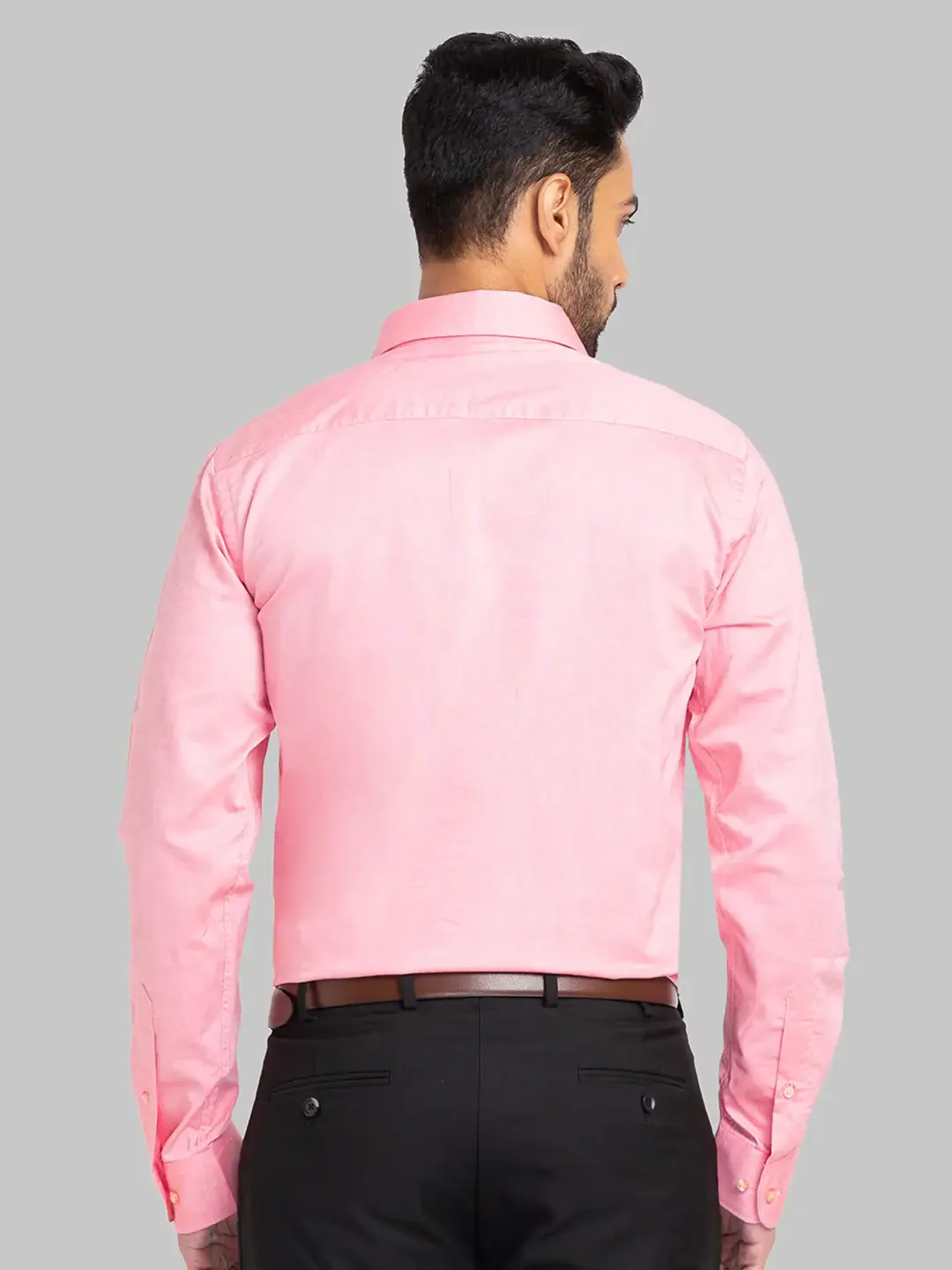 Raymond Men Pink Solid Slim Fit Cotton Formal Shirt - Image 5