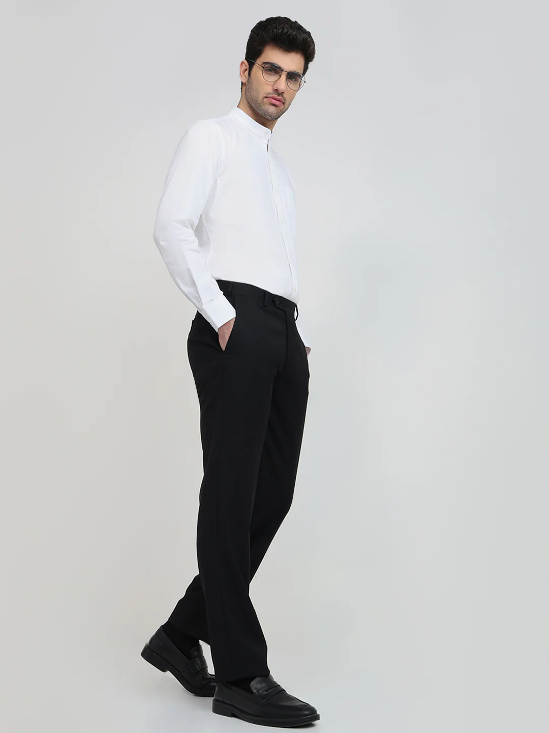 Raymond Men Regular Fit Solid Pattern Poly Wool Blend Flat Front Trouser - Image 5