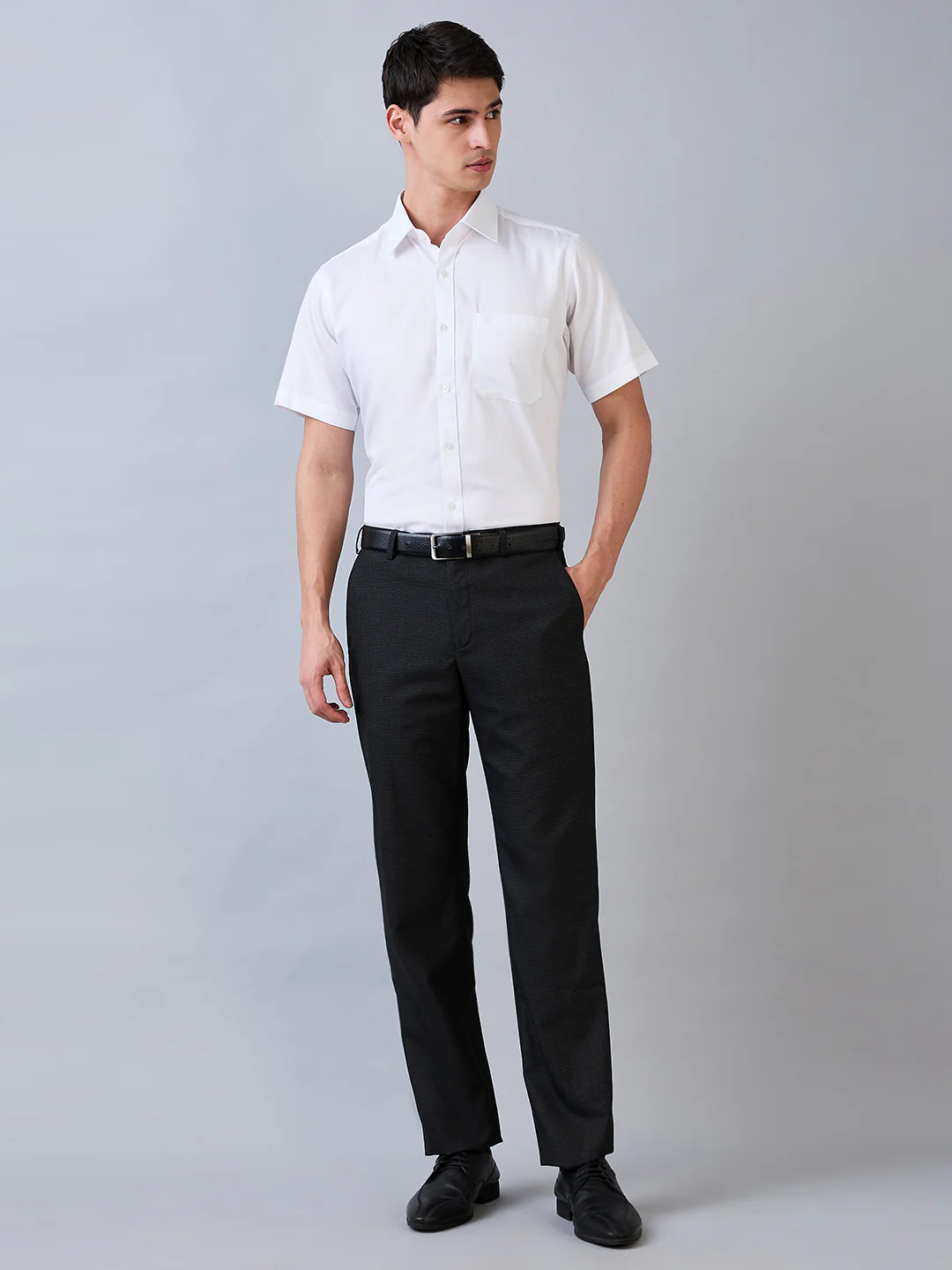 Raymond Men White Solid Contemporary Fit Cotton Shirt - Image 4