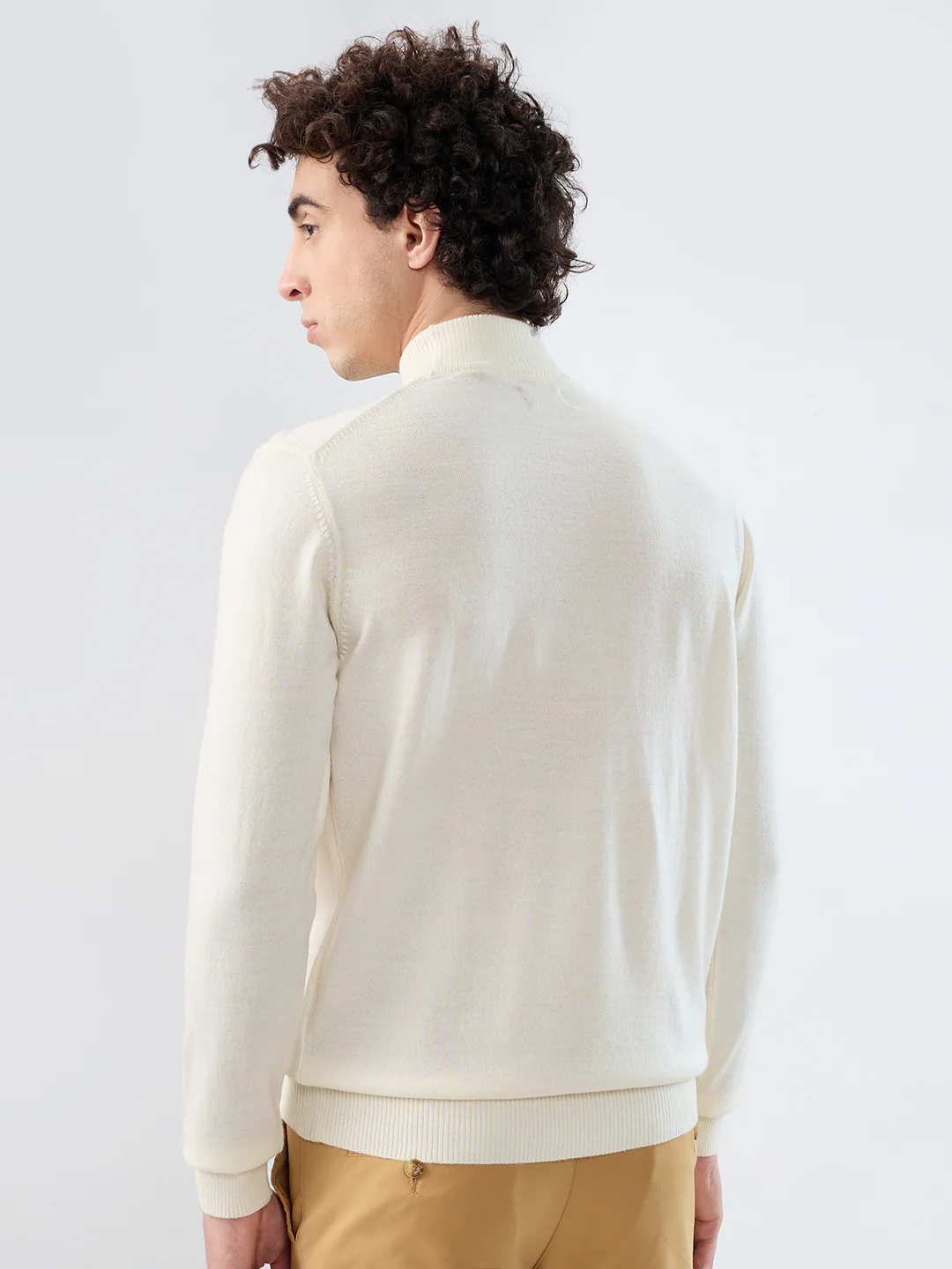 Raymond Men White Solid Contemporary Fit Marino Blend Sweatshirt - Image 4