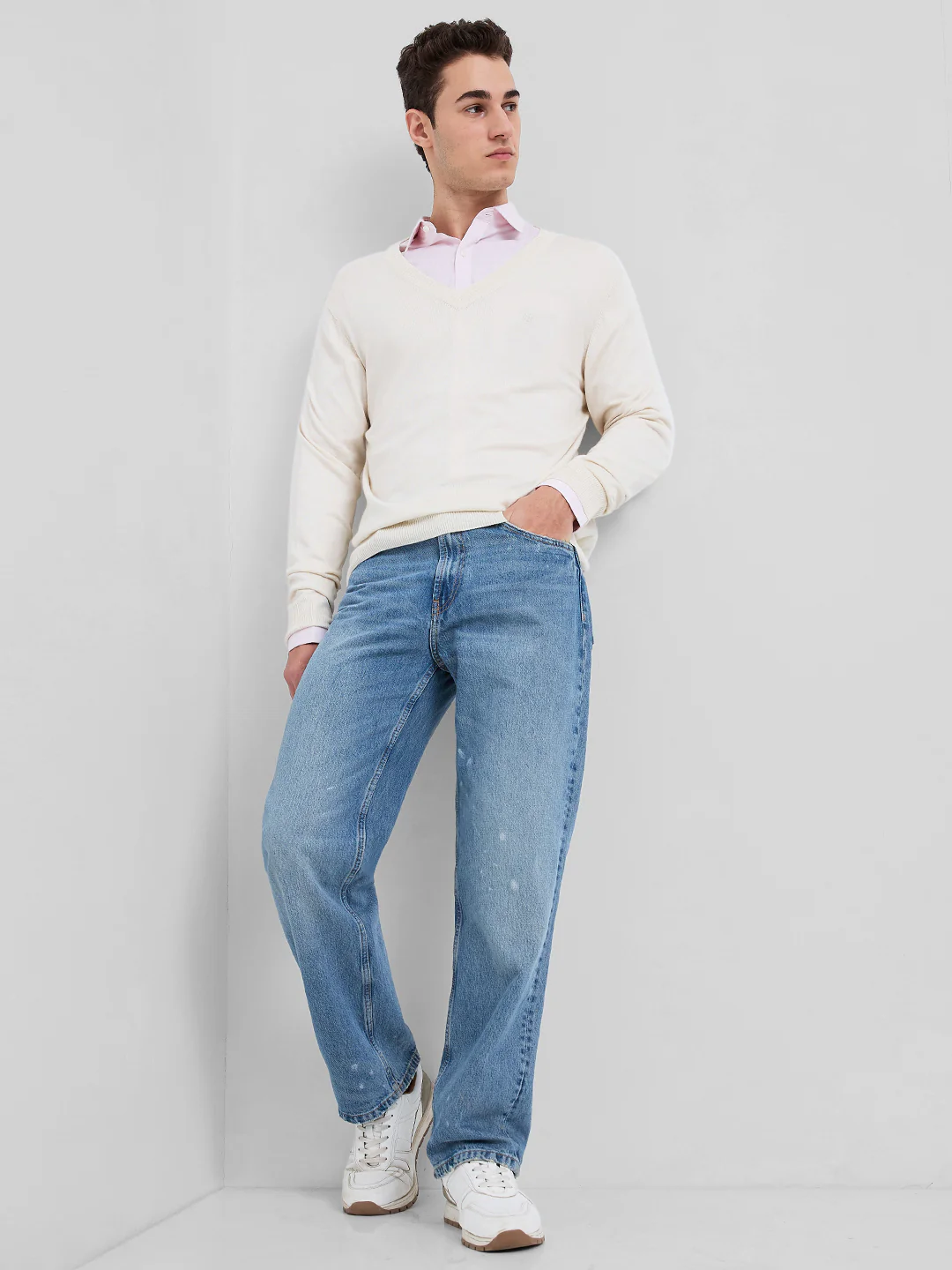 Raymond Men White Solid Contemporary Fit Silk Blend Sweatshirt - Image 4