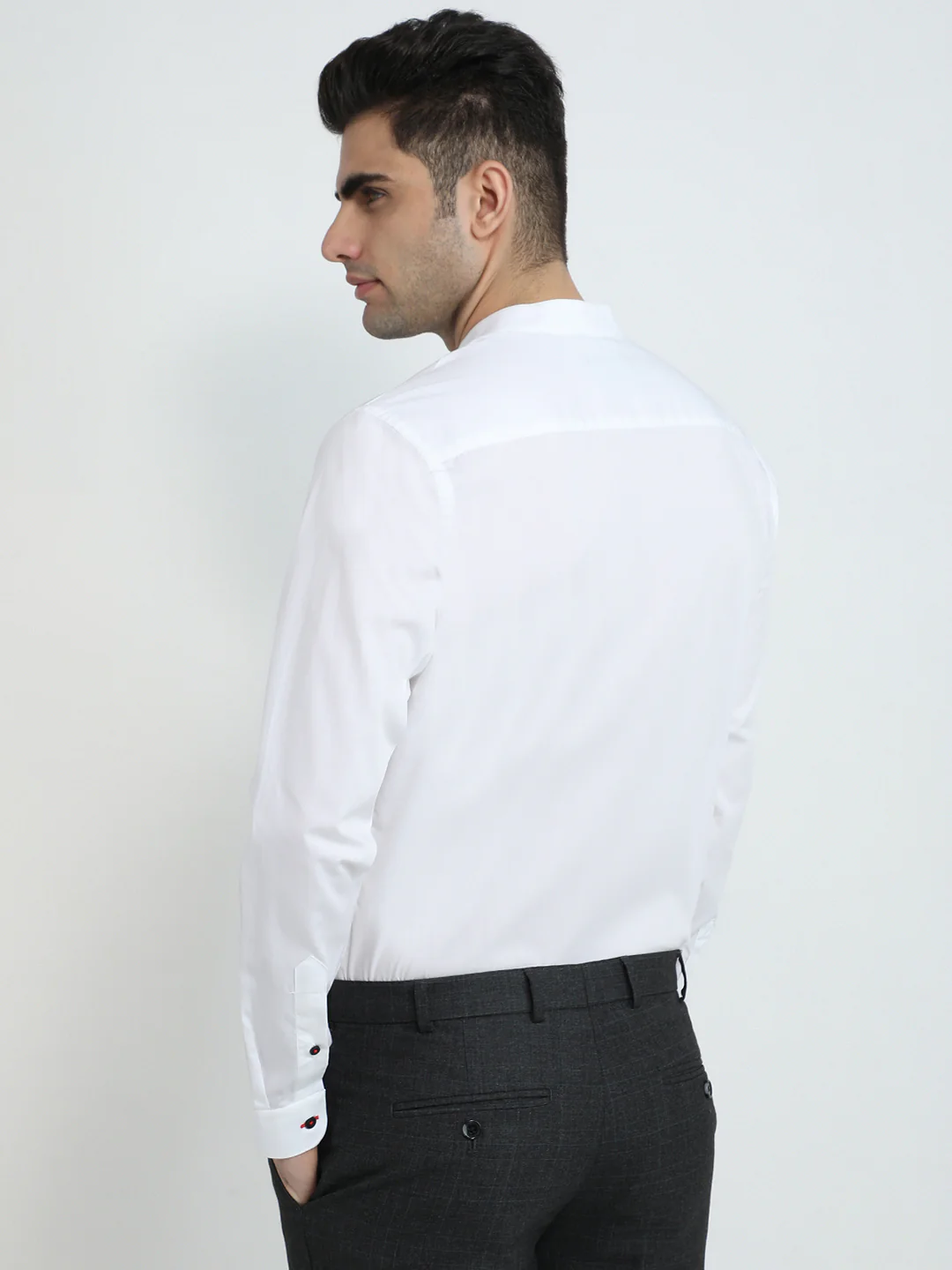 Raymond Men White Solid Slim Fit Cotton Full Sleeve Formal Shirt - Image 4