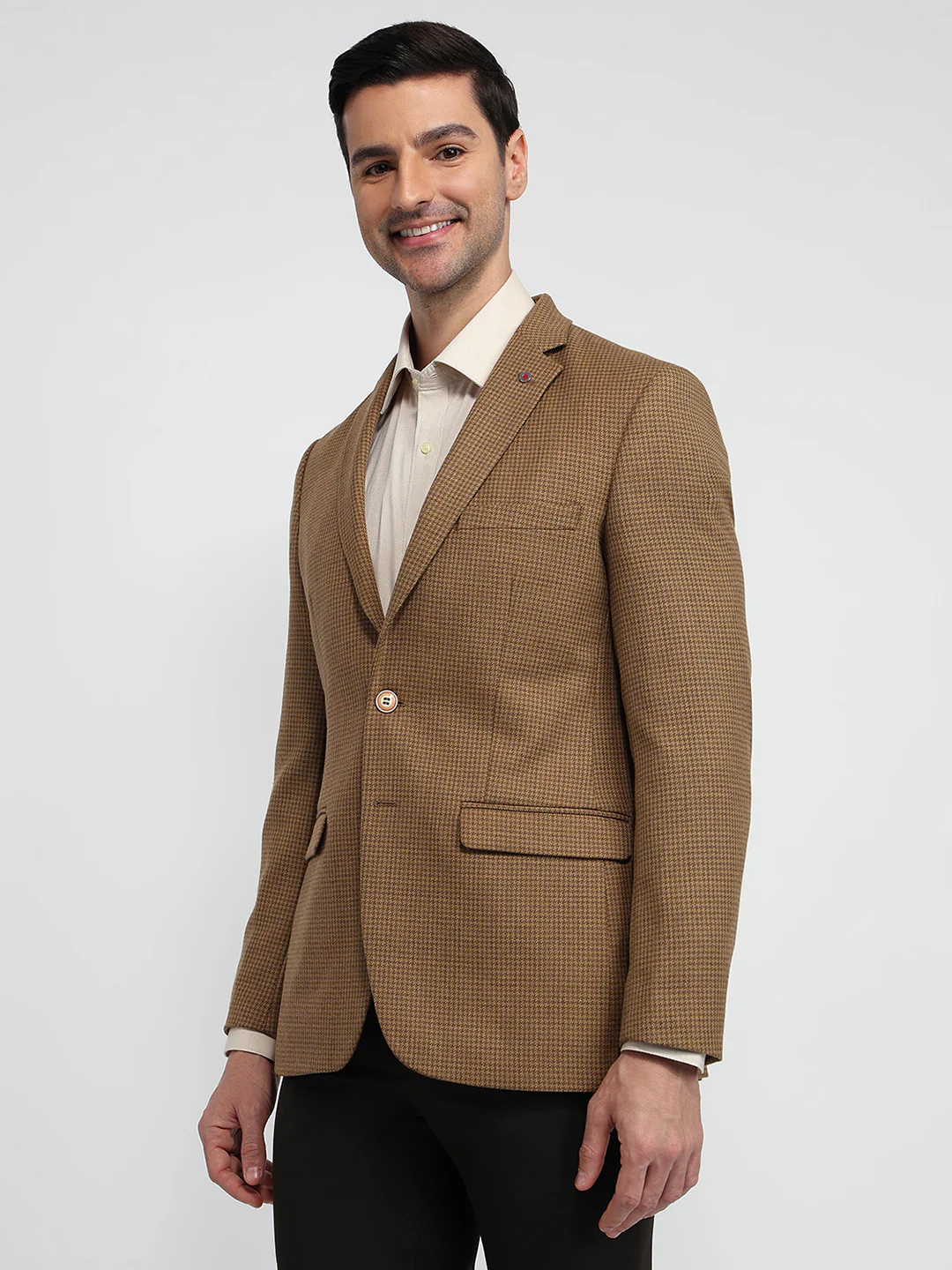 Raymond Men Yellow Structure Contemporary Fit Polyester Blend Blazer - Image 2