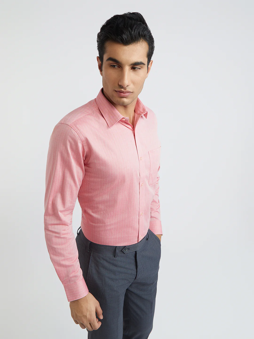 Raymond Pink Solid Slim Fit Full Sleeve Cotton Shirt - Image 2