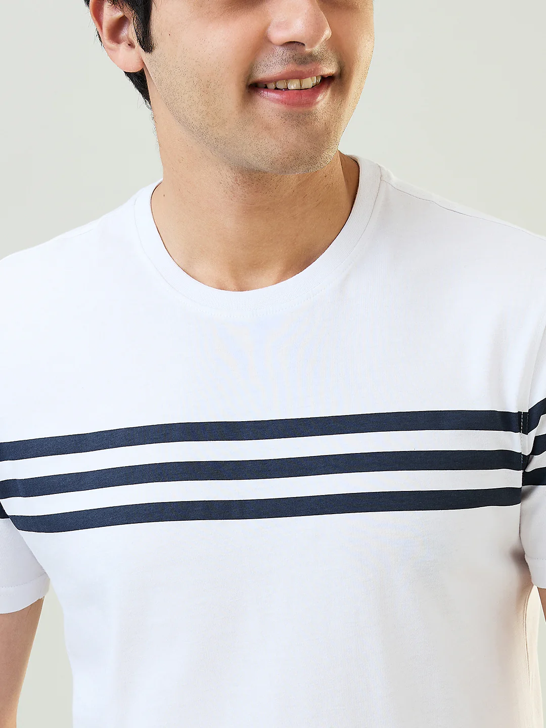 Sleepz Men Blue Solid Cotton T-shirt with Short - Image 3