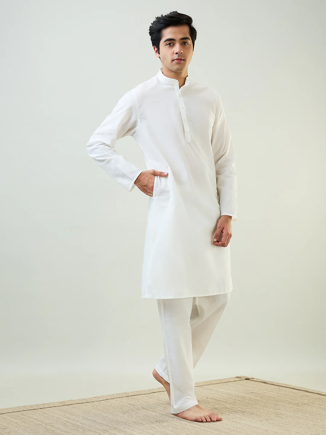 Sleepz Men Brown Solid Comfort Fit Polyester Blend Kurta Set - Image 2
