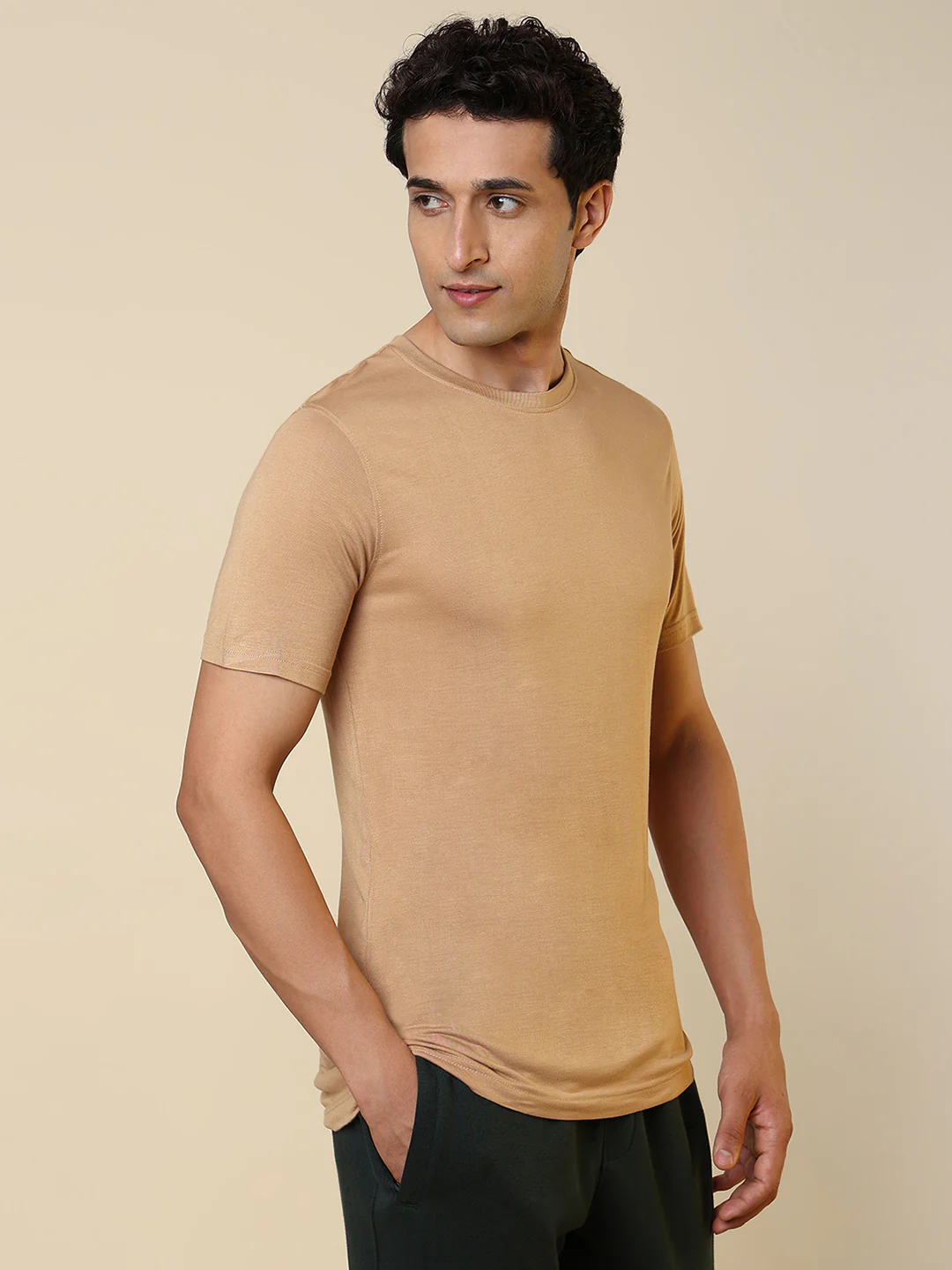 Sleepz Men Brown Solid Regular Fit Bamboo T-Shirt - Image 3