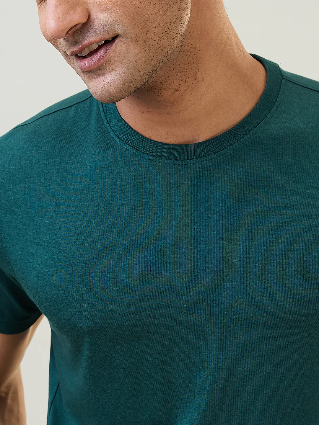 Sleepz Men Green Regular Fit Solid Round Neck Collar T-Shirt - Image 6