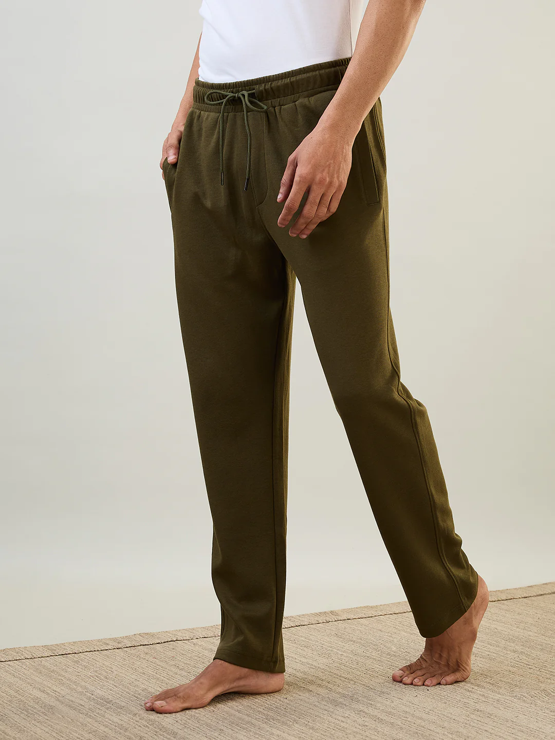 Sleepz Men Green Solid Regular Fit Cotton Blend Trackpant - Image 2