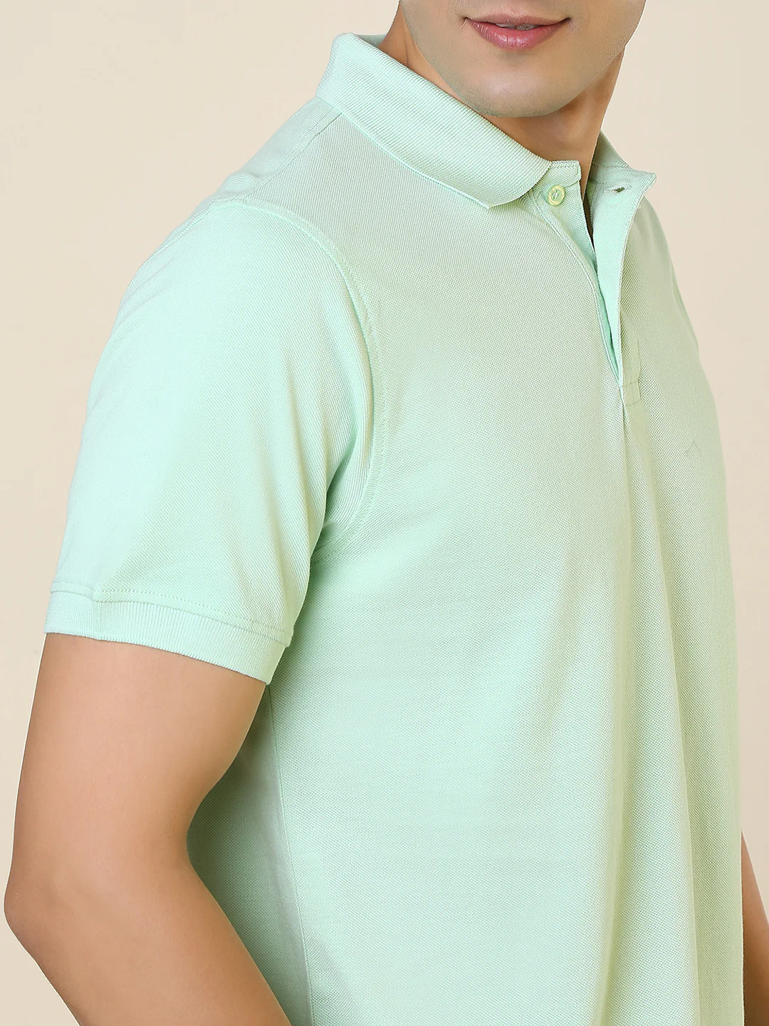 Sleepz Men Green Solid Regular Fit Cotton T-Shirt - Image 6