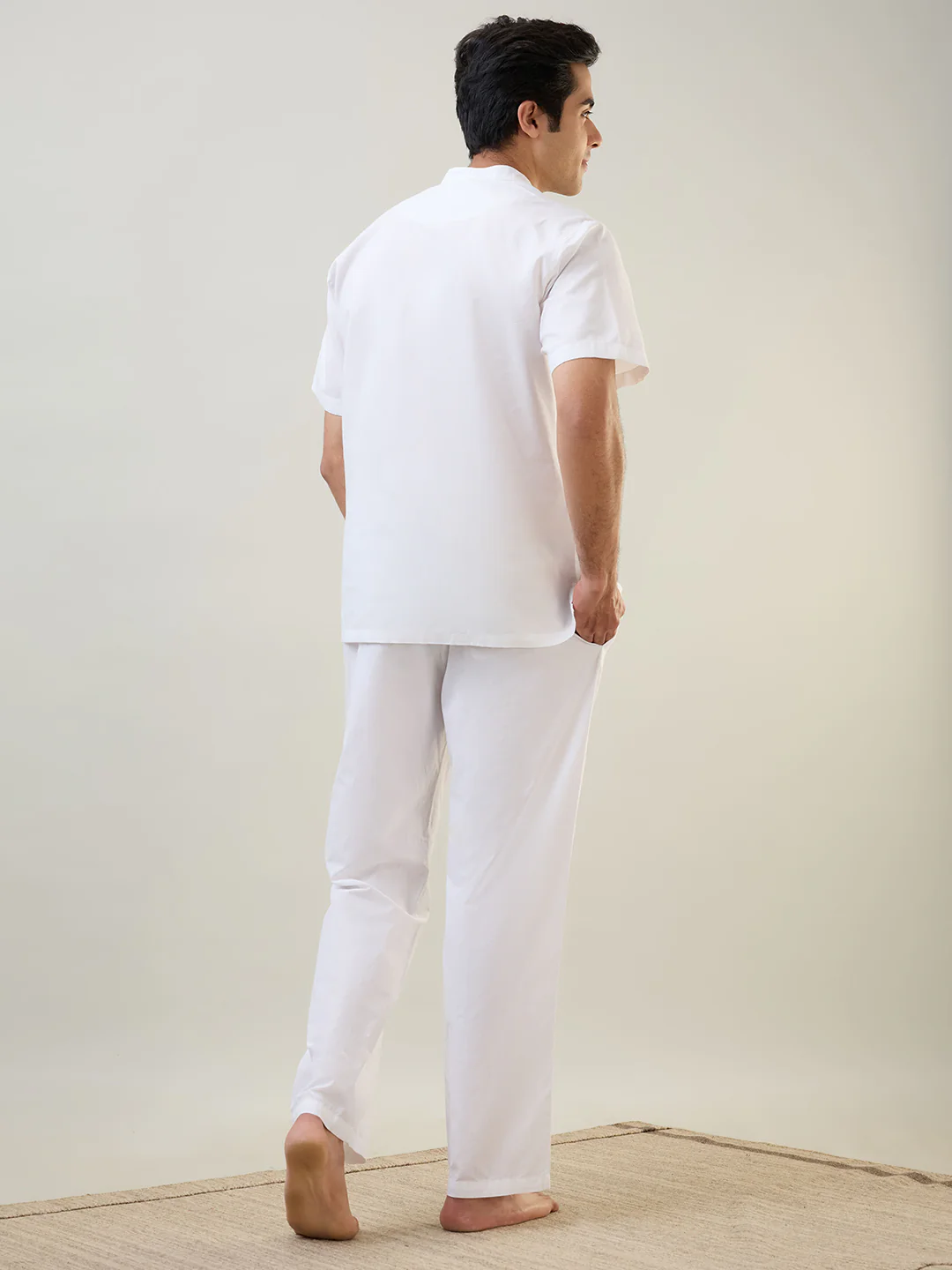 Sleepz Men White Solid Comfort Fit Polyester Blend Kurta Set - Image 2