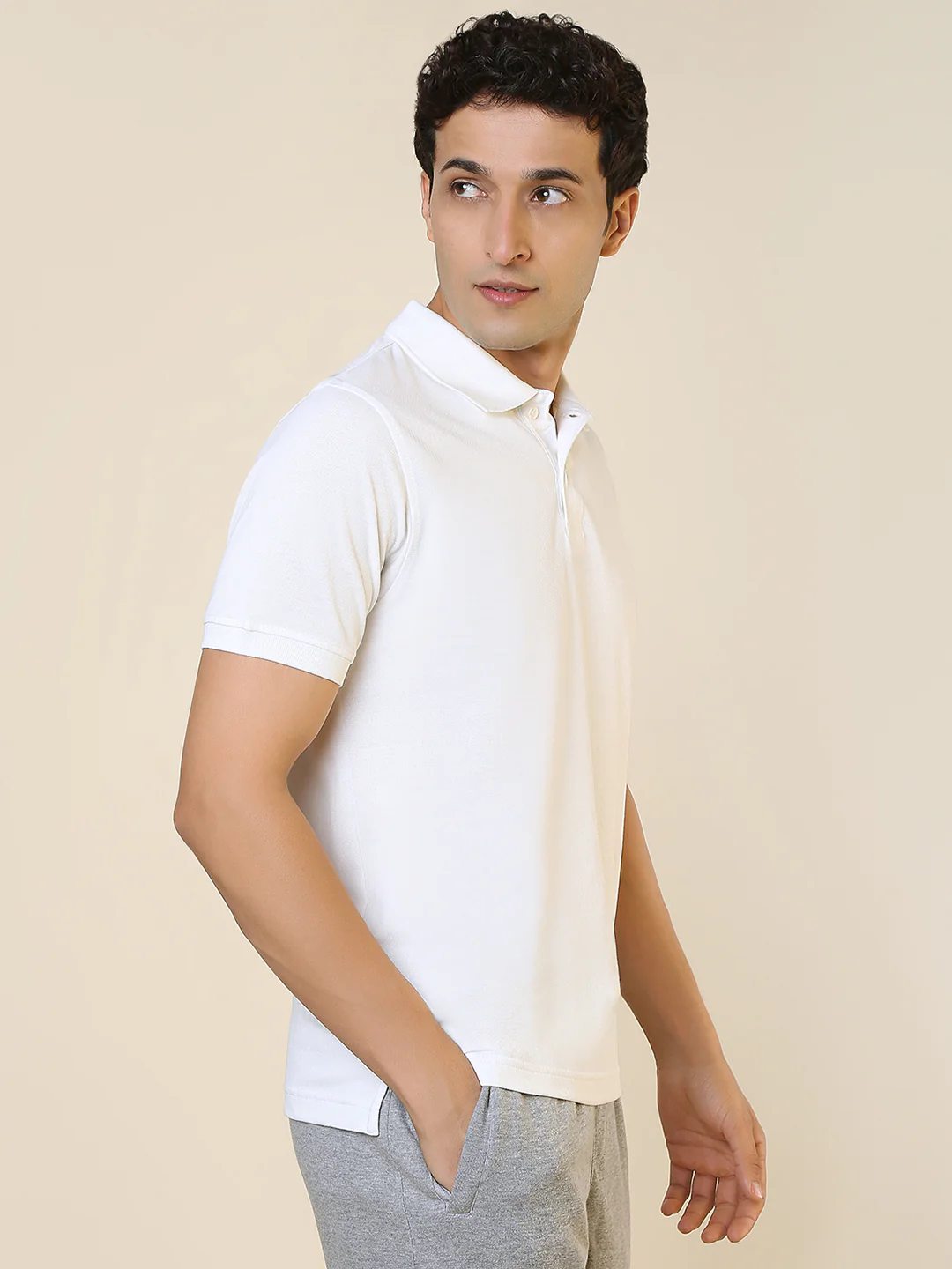 Sleepz Men White Solid Regular Fit Cotton T-Shirt - Image 3